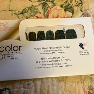 Color Street Emerald Glitter Nail Strips
